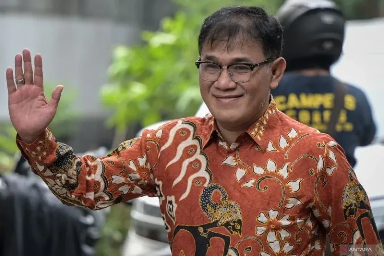 Prabowo-panggil-sejumlah-tokoh-ke-Kertanegara-141024-fzn-1.jpg-768x512